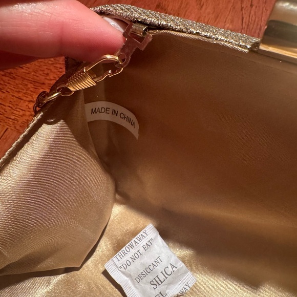 Sparkling Gold Evening Clutch - Picture 7 of 10